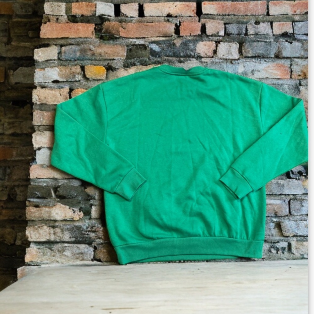 Elf Sweatshirt - Picture 6 of 6